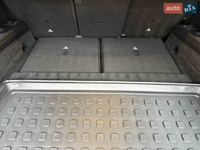 Черный Мерседес ГЛС-Класс, объемом двигателя 3 л и пробегом 101 тыс. км за 88222 $, фото 38 на Automoto.ua