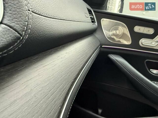 Черный Мерседес ГЛС-Класс, объемом двигателя 3 л и пробегом 101 тыс. км за 88222 $, фото 89 на Automoto.ua