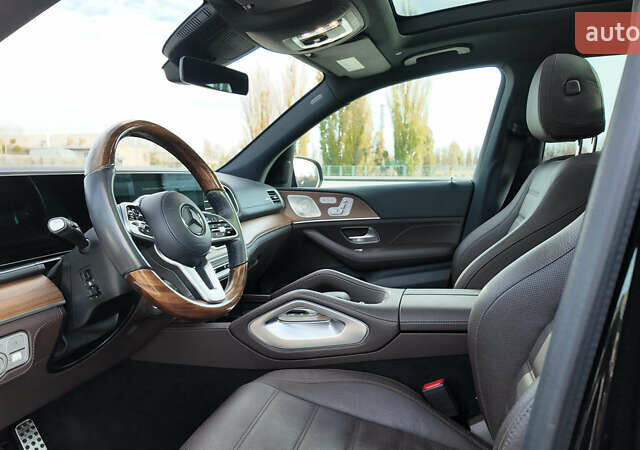 Черный Мерседес ГЛС-Класс, объемом двигателя 2.93 л и пробегом 75 тыс. км за 88990 $, фото 11 на Automoto.ua