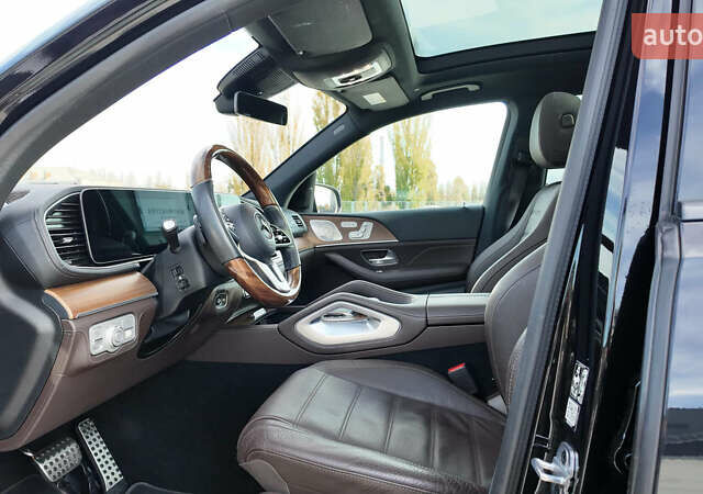 Черный Мерседес ГЛС-Класс, объемом двигателя 2.93 л и пробегом 75 тыс. км за 88990 $, фото 13 на Automoto.ua