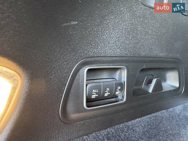 Чорний Мерседес ГЛС-Класс, об'ємом двигуна 3 л та пробігом 134 тис. км за 92000 $, фото 62 на Automoto.ua