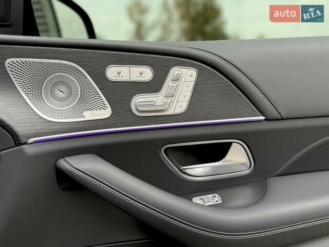 Черный Мерседес ГЛС-Класс, объемом двигателя 2.93 л и пробегом 90 тыс. км за 88900 $, фото 34 на Automoto.ua