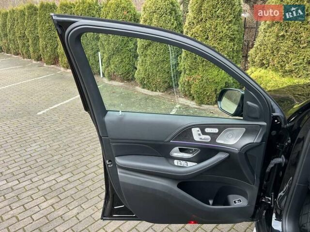 Черный Мерседес ГЛС-Класс, объемом двигателя 2.93 л и пробегом 79 тыс. км за 94499 $, фото 44 на Automoto.ua