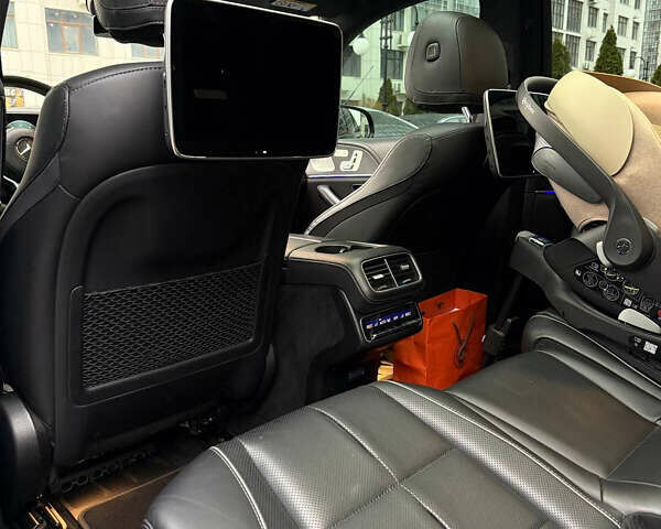 Черный Мерседес ГЛС-Класс, объемом двигателя 3.98 л и пробегом 74 тыс. км за 102900 $, фото 12 на Automoto.ua