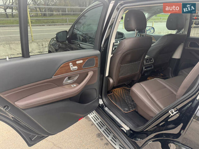 Черный Мерседес ГЛС-Класс, объемом двигателя 2.93 л и пробегом 18 тыс. км за 104999 $, фото 14 на Automoto.ua