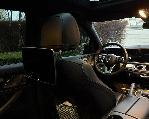 Черный Мерседес ГЛС-Класс, объемом двигателя 3.98 л и пробегом 74 тыс. км за 102900 $, фото 16 на Automoto.ua