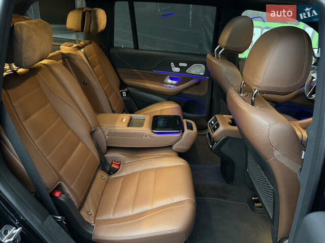 Черный Мерседес ГЛС-Класс, объемом двигателя 2.99 л и пробегом 28 тыс. км за 135000 $, фото 58 на Automoto.ua