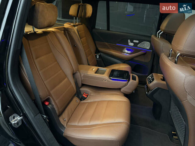 Черный Мерседес ГЛС-Класс, объемом двигателя 2.99 л и пробегом 28 тыс. км за 135000 $, фото 57 на Automoto.ua
