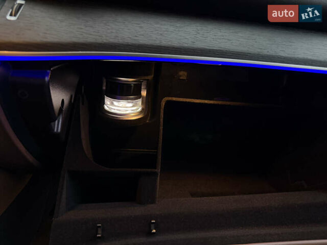 Черный Мерседес ГЛС-Класс, объемом двигателя 2.99 л и пробегом 28 тыс. км за 135000 $, фото 30 на Automoto.ua