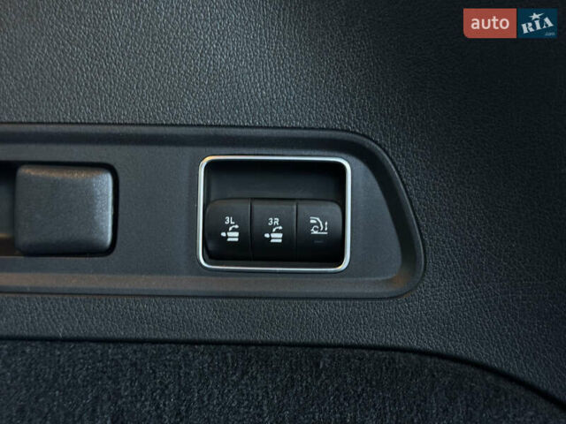 Черный Мерседес ГЛС-Класс, объемом двигателя 2.99 л и пробегом 24 тыс. км за 129900 $, фото 70 на Automoto.ua