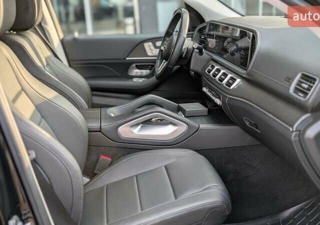 Черный Мерседес ГЛС-Класс, объемом двигателя 2.93 л и пробегом 87 тыс. км за 90712 $, фото 8 на Automoto.ua