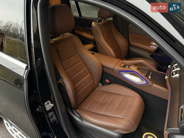 Черный Мерседес ГЛС-Класс, объемом двигателя 2.99 л и пробегом 28 тыс. км за 135000 $, фото 53 на Automoto.ua