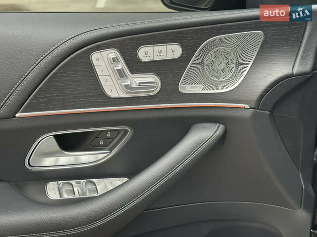 Чорний Мерседес ГЛС-Класс, об'ємом двигуна 3 л та пробігом 49 тис. км за 107000 $, фото 38 на Automoto.ua