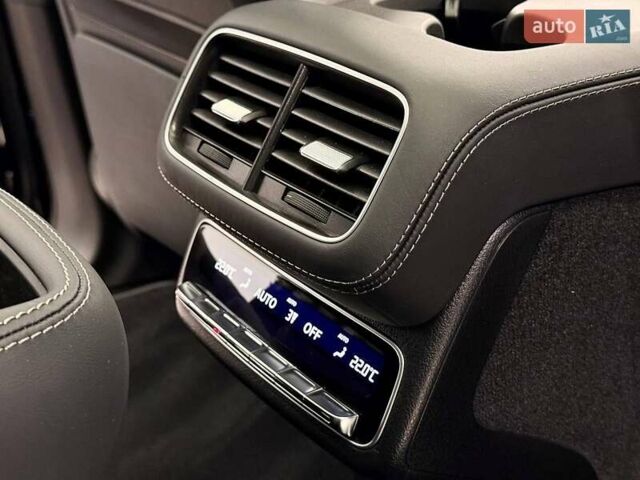 Чорний Мерседес ГЛС-Класс, об'ємом двигуна 3.98 л та пробігом 52 тис. км за 149700 $, фото 59 на Automoto.ua