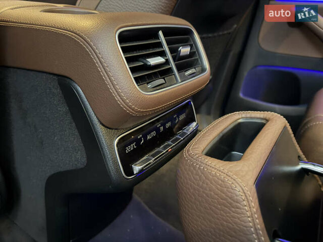 Черный Мерседес ГЛС-Класс, объемом двигателя 2.99 л и пробегом 28 тыс. км за 135000 $, фото 47 на Automoto.ua