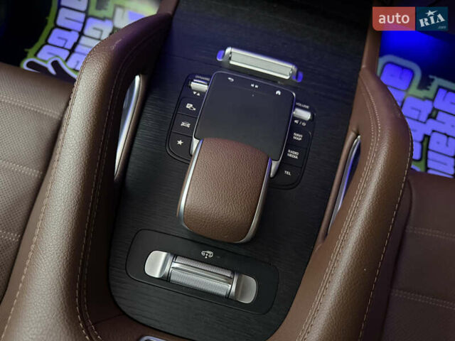 Черный Мерседес ГЛС-Класс, объемом двигателя 2.99 л и пробегом 28 тыс. км за 135000 $, фото 31 на Automoto.ua