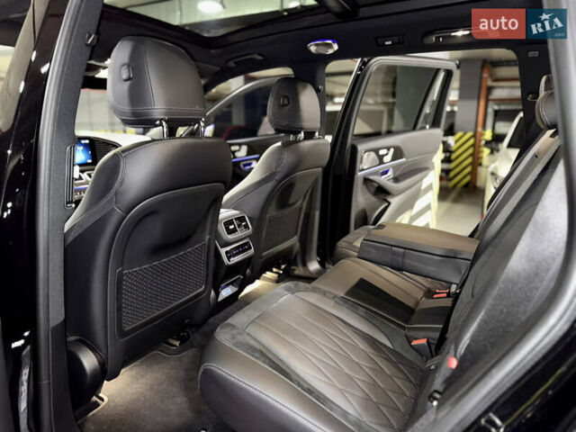 Мерседес ГЛС-Класс 2024 в Киеве на Automoto.ua Черный Мерседес ГЛС-Класс, объемом двигателя 4 л и пробегом 14 тыс. км за 219900 $, фото 29 на Automoto.ua