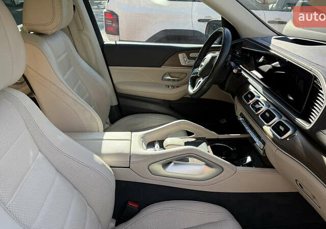 Красный Мерседес ГЛС-Класс, объемом двигателя 3.98 л и пробегом 83 тыс. км за 80000 $, фото 10 на Automoto.ua