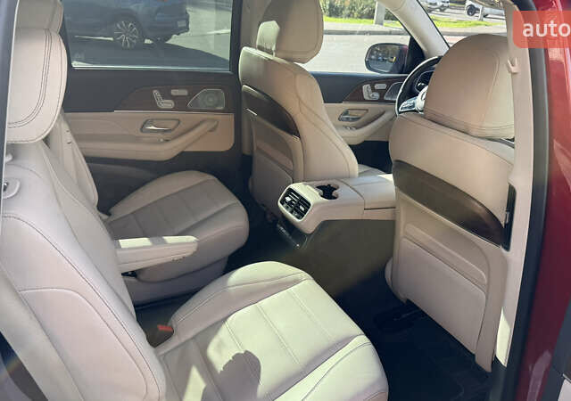 Красный Мерседес ГЛС-Класс, объемом двигателя 3.98 л и пробегом 83 тыс. км за 80000 $, фото 11 на Automoto.ua