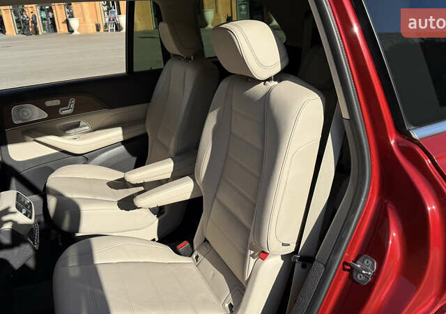 Красный Мерседес ГЛС-Класс, объемом двигателя 3.98 л и пробегом 83 тыс. км за 80000 $, фото 22 на Automoto.ua