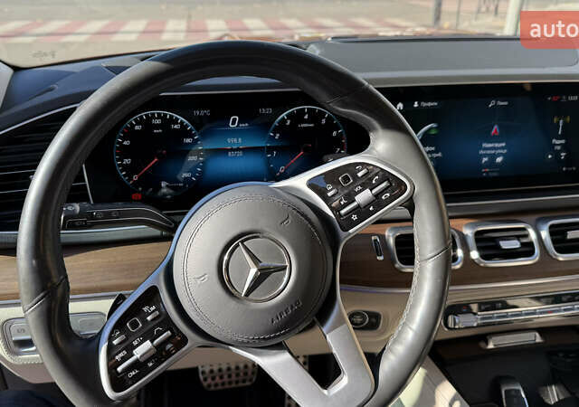 Красный Мерседес ГЛС-Класс, объемом двигателя 3.98 л и пробегом 83 тыс. км за 80000 $, фото 17 на Automoto.ua