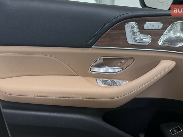 купити нове авто Мерседес ГЛС-Класс 2025 року від офіційного дилера Mercedes-Benz на Набережній Мерседес фото