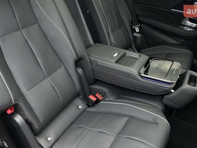 Мерседес ГЛС-Класс, об'ємом двигуна 2.99 л та пробігом 0 тис. км за 158041 $, фото 25 на Automoto.ua