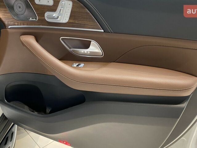 купить новое авто Мерседес ГЛС-Класс 2025 года от официального дилера Mercedes-Benz на Набережній Мерседес фото