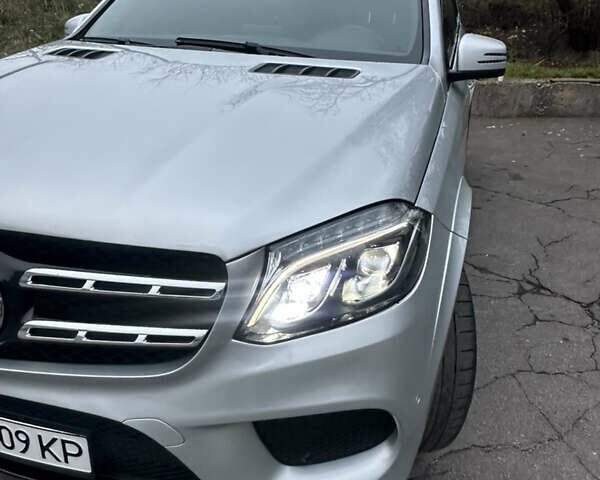 Сірий Мерседес ГЛС-Класс, об'ємом двигуна 3 л та пробігом 177 тис. км за 29900 $, фото 6 на Automoto.ua