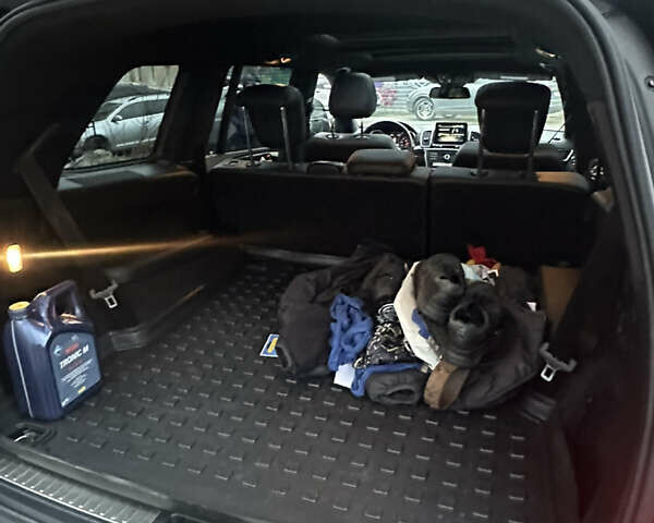 Сірий Мерседес ГЛС-Класс, об'ємом двигуна 3 л та пробігом 177 тис. км за 29900 $, фото 26 на Automoto.ua