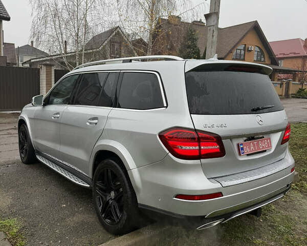 Сірий Мерседес ГЛС-Класс, об'ємом двигуна 3 л та пробігом 175 тис. км за 24900 $, фото 3 на Automoto.ua