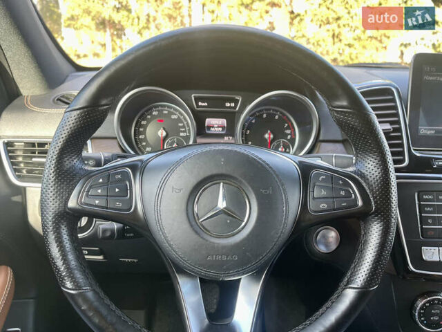 Сірий Мерседес ГЛС-Класс, об'ємом двигуна 3 л та пробігом 167 тис. км за 33777 $, фото 10 на Automoto.ua