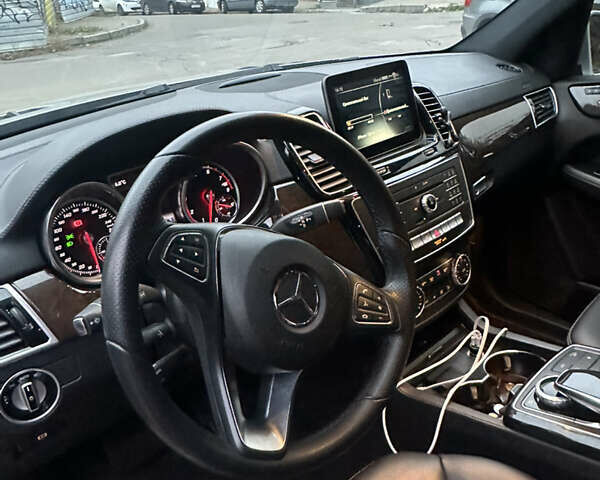 Сірий Мерседес ГЛС-Класс, об'ємом двигуна 3 л та пробігом 177 тис. км за 29900 $, фото 17 на Automoto.ua