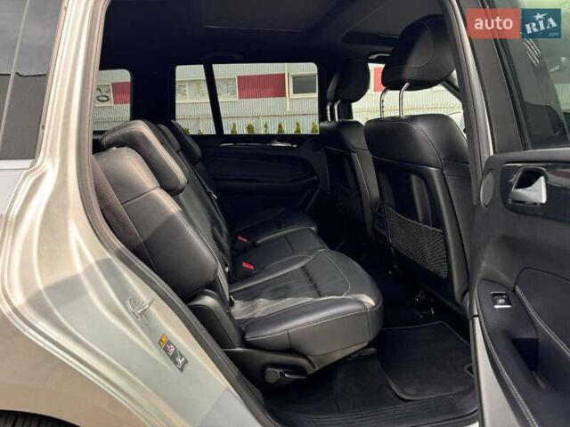Сірий Мерседес ГЛС-Класс, об'ємом двигуна 3 л та пробігом 211 тис. км за 27500 $, фото 25 на Automoto.ua