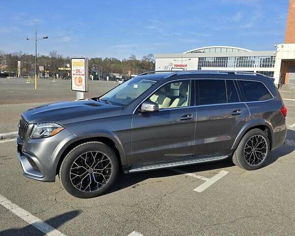 Серый Мерседес ГЛС-Класс, объемом двигателя 3 л и пробегом 110 тыс. км за 45550 $, фото 12 на Automoto.ua