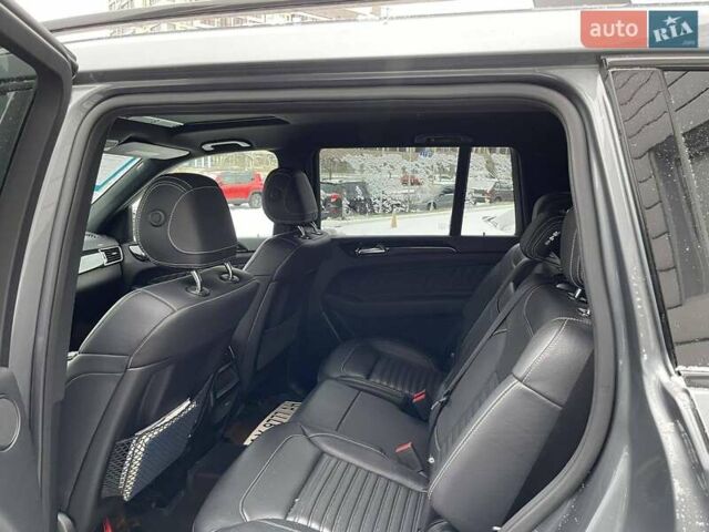 Серый Мерседес ГЛС-Класс, объемом двигателя 3 л и пробегом 39 тыс. км за 49000 $, фото 10 на Automoto.ua