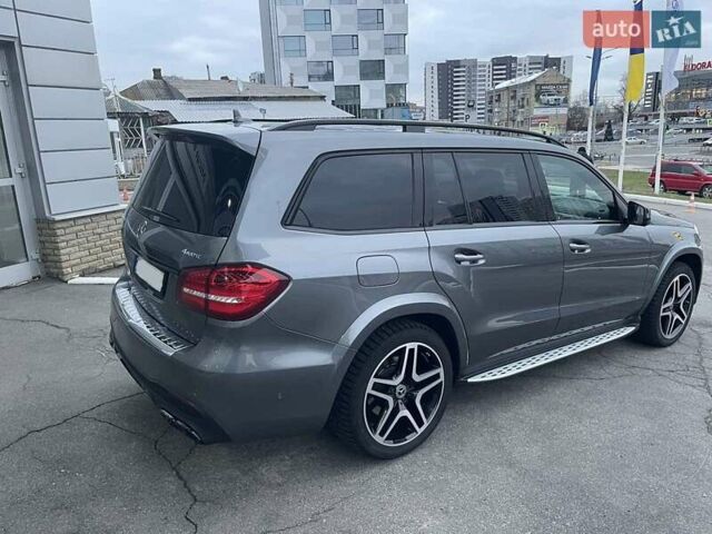 Серый Мерседес ГЛС-Класс, объемом двигателя 3 л и пробегом 39 тыс. км за 49000 $, фото 4 на Automoto.ua