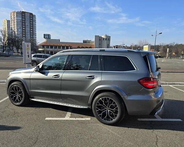 Серый Мерседес ГЛС-Класс, объемом двигателя 3 л и пробегом 110 тыс. км за 45550 $, фото 10 на Automoto.ua