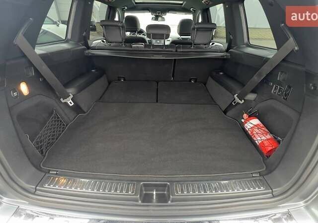 Серый Мерседес ГЛС-Класс, объемом двигателя 3 л и пробегом 39 тыс. км за 49000 $, фото 20 на Automoto.ua