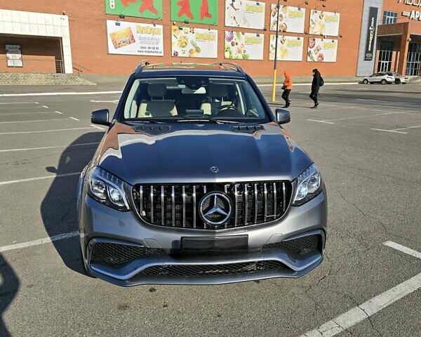 Серый Мерседес ГЛС-Класс, объемом двигателя 3 л и пробегом 110 тыс. км за 45550 $, фото 19 на Automoto.ua