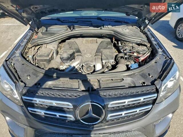 Сірий Мерседес ГЛС-Класс, об'ємом двигуна 4.66 л та пробігом 135 тис. км за 10400 $, фото 11 на Automoto.ua