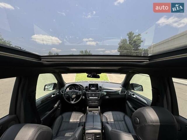 Серый Мерседес ГЛС-Класс, объемом двигателя 3 л и пробегом 91 тыс. км за 39000 $, фото 18 на Automoto.ua