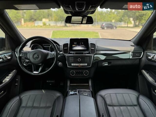 Серый Мерседес ГЛС-Класс, объемом двигателя 3 л и пробегом 91 тыс. км за 39000 $, фото 20 на Automoto.ua
