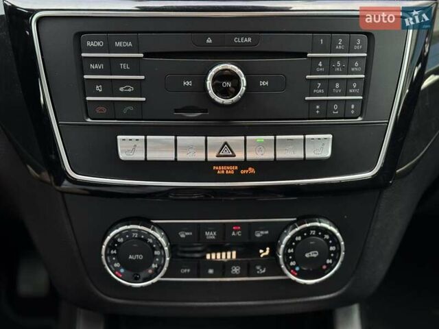 Серый Мерседес ГЛС-Класс, объемом двигателя 3 л и пробегом 91 тыс. км за 39000 $, фото 39 на Automoto.ua