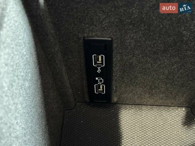 Серый Мерседес ГЛС-Класс, объемом двигателя 3 л и пробегом 91 тыс. км за 39000 $, фото 42 на Automoto.ua