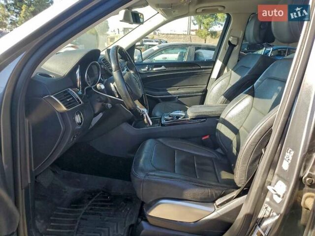 Сірий Мерседес ГЛС-Класс, об'ємом двигуна 4.66 л та пробігом 135 тис. км за 10400 $, фото 6 на Automoto.ua