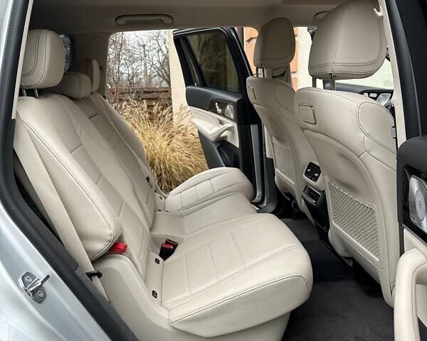 Сірий Мерседес ГЛС-Класс, об'ємом двигуна 3 л та пробігом 144 тис. км за 52500 $, фото 28 на Automoto.ua