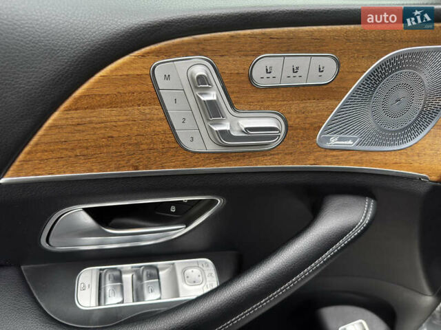 Серый Мерседес ГЛС-Класс, объемом двигателя 3 л и пробегом 77 тыс. км за 55555 $, фото 34 на Automoto.ua