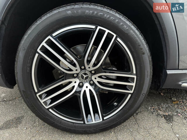 Серый Мерседес ГЛС-Класс, объемом двигателя 3 л и пробегом 77 тыс. км за 55555 $, фото 35 на Automoto.ua