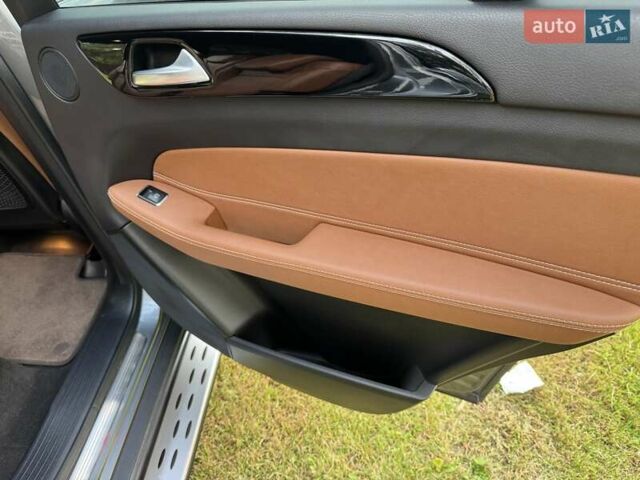 Мерседес ГЛС-Класс 2019 у Полтаві на Automoto.ua Сірий Мерседес ГЛС-Класс, об'ємом двигуна 3 л та пробігом 73 тис. км за 50200 $, фото 15 на Automoto.ua